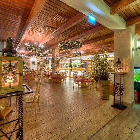 Готель Lesne Patio Катовіце Екстер'єр фото